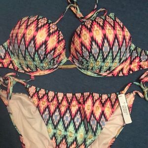 Vs push-up bikini top and bottom 36B/L